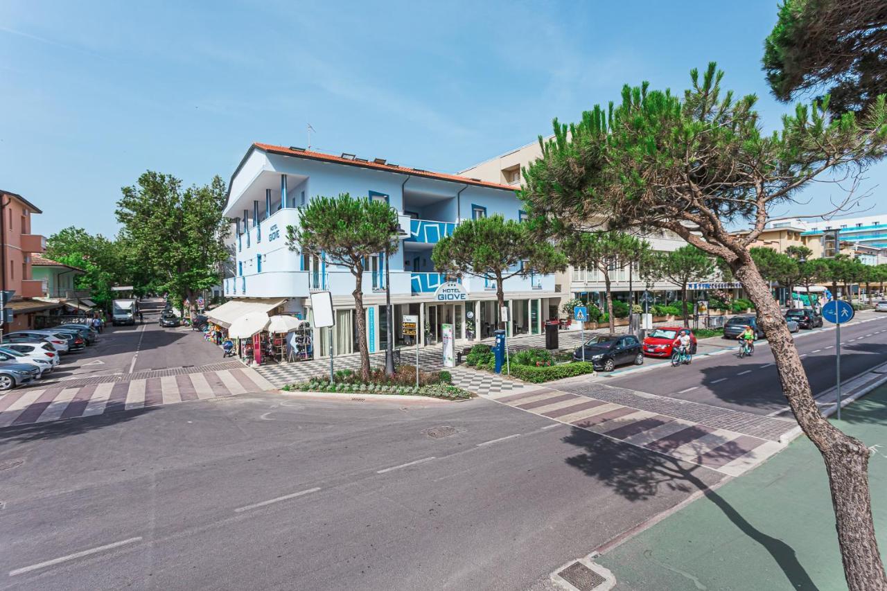Hotel Giove Dipendenza Hotel Fiamma Cesenatico Exterior foto